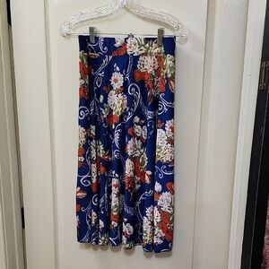 EMILY ROSE FLORAL SKIRT